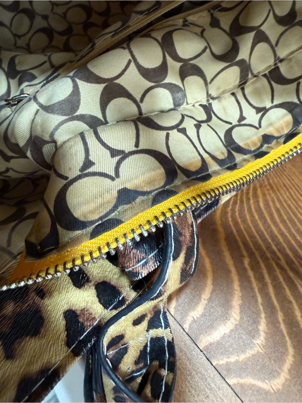 RARE  Mustard Yellow Pebbled Leather Tote with Leopard Accents - Picture 7 of 11